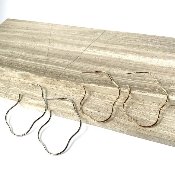 Anthropologie Silver Wavy Hoop Earrings - Picture 7 of 7